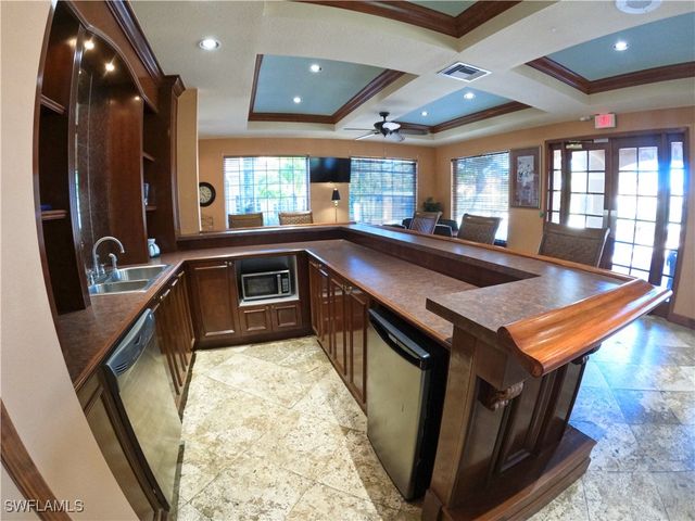 1160 Wildwood Lakes BLVD 304, Naples, FL 34104