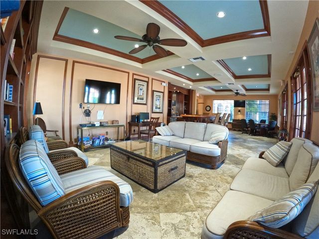 1160 Wildwood Lakes BLVD 304, Naples, FL 34104