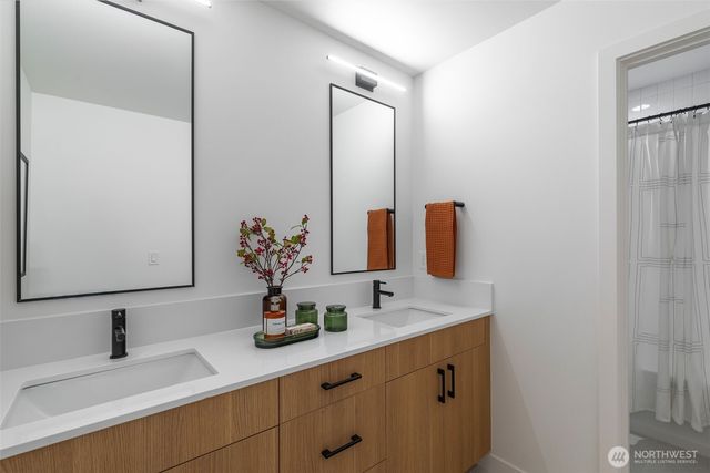 1162 129th Court NE, Bellevue, WA 98005