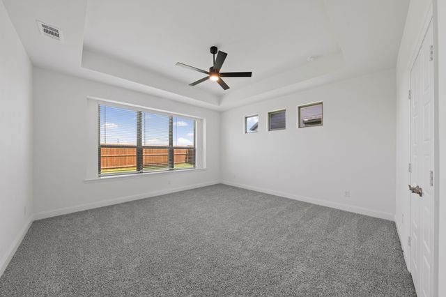 401 Barnfield Road, Cleburne, TX 76033