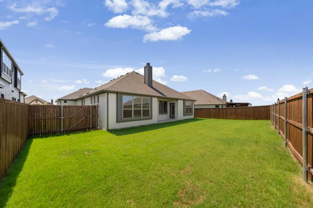 401 Barnfield Road, Cleburne, TX 76033