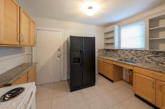 2248 DELLWOOD Avenue, Jacksonville, FL 32204