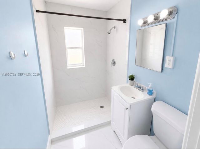 3461 Charleston Boulevard 2, Fort Lauderdale, FL 33312