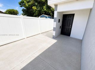 3461 Charleston Boulevard 2, Fort Lauderdale, FL 33312
