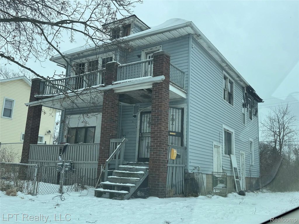 379 Florence, Highland Park, MI 48203