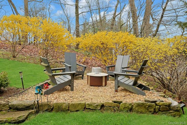 169 Boulder Ridge Road, Scarsdale, NY 10583