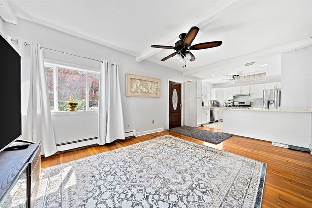 86 Prospect St, Canton, MA 02021