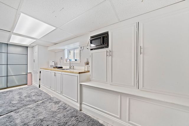 86 Prospect St, Canton, MA 02021