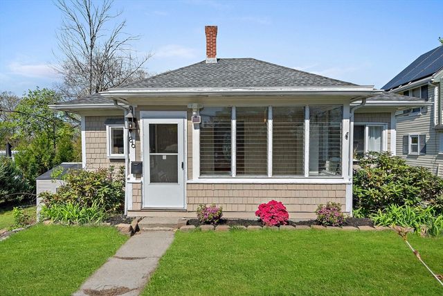 86 Prospect St, Canton, MA 02021