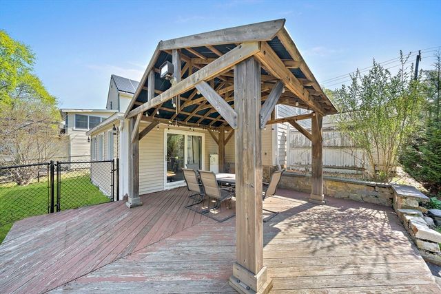 86 Prospect St, Canton, MA 02021