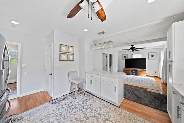 86 Prospect St, Canton, MA 02021