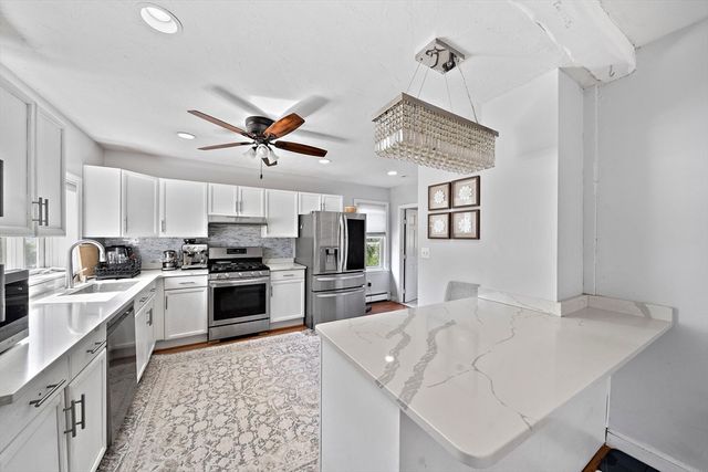 86 Prospect St, Canton, MA 02021