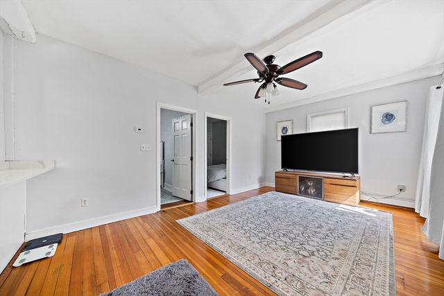 86 Prospect St, Canton, MA 02021