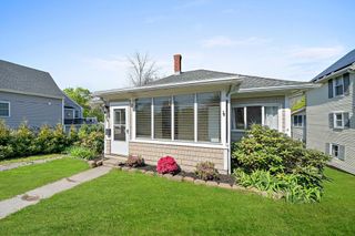 86 Prospect St, Canton, MA 02021