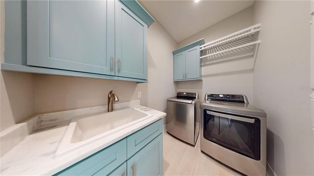 1321 SEA HORSE COURT, Punta Gorda, FL 33950