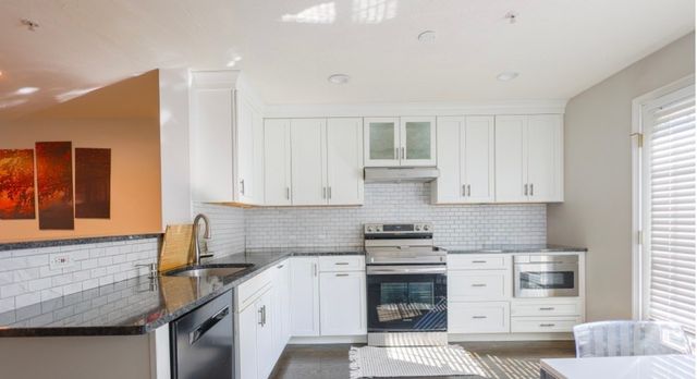 46 Boxberry Lane 46, Rockland, MA 02370