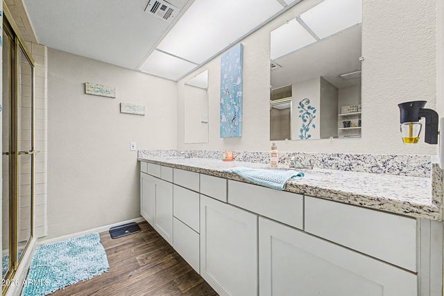 4709 W EVA Street, Glendale, AZ 85302