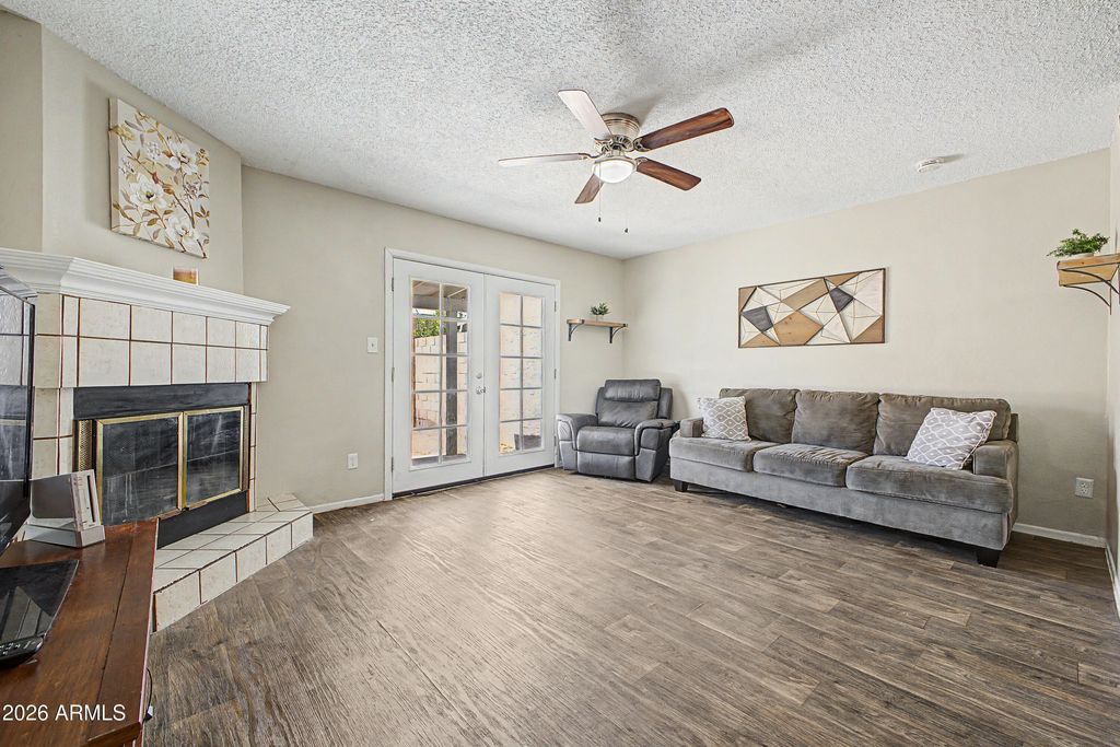 4709 W EVA Street, Glendale, AZ 85302