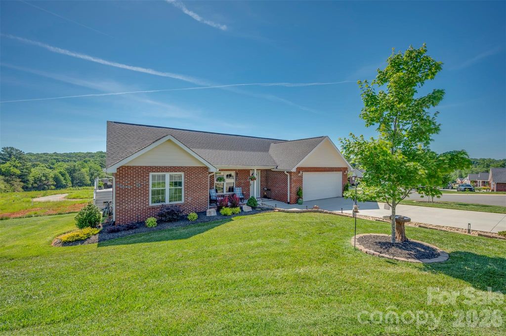 110 Kingston Place, Spindale, NC 28160