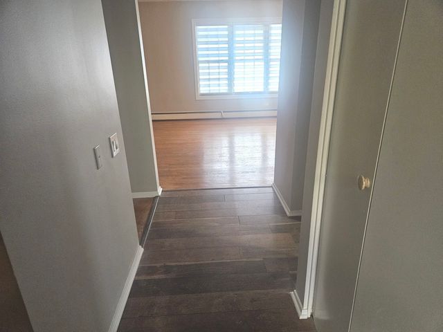 863 N Northwest Highway 2, Park Ridge, IL 60068