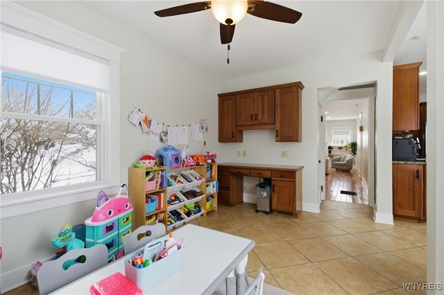 5274 Columbia Avenue, Hamburg, NY 14075