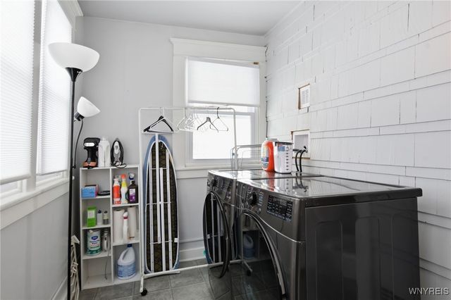 5274 Columbia Avenue, Hamburg, NY 14075