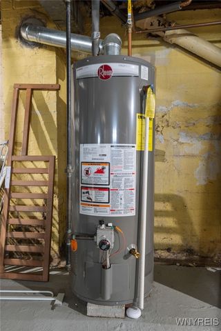 5274 Columbia Avenue, Hamburg, NY 14075