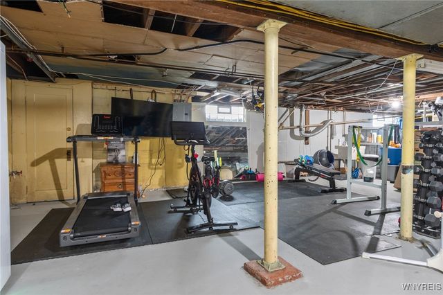 5274 Columbia Avenue, Hamburg, NY 14075