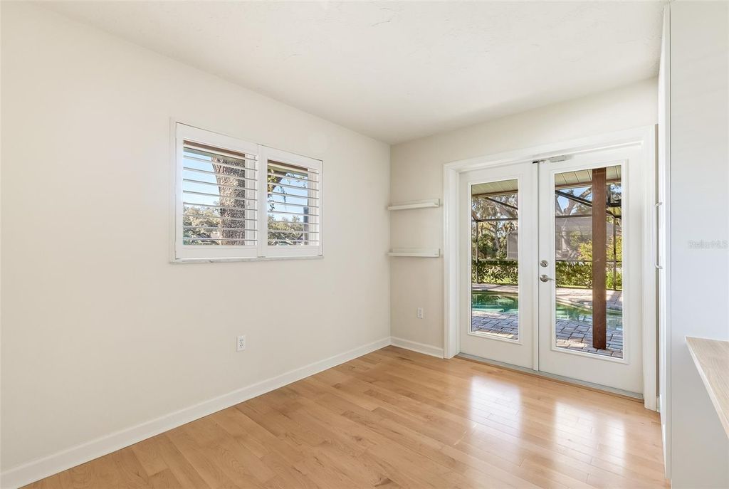 Image 13 of property listing at 4502 FRIAR TUCK LANE, Sarasota, FL 34232