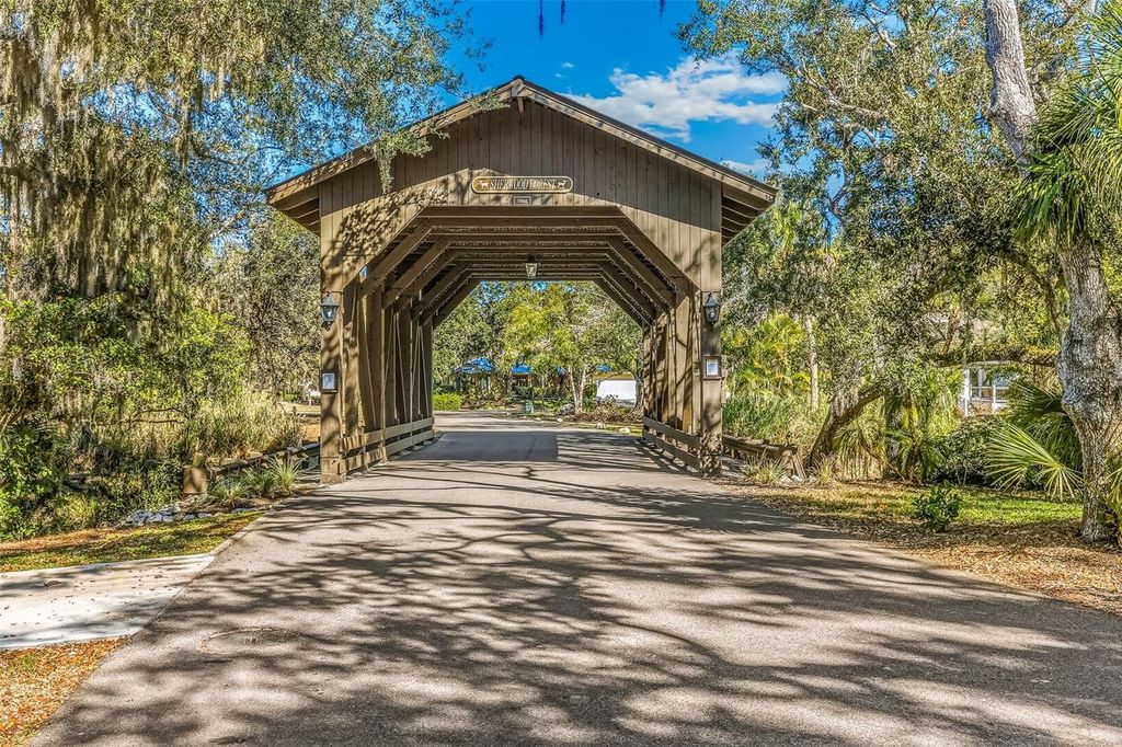 Image 28 of property listing at 4502 FRIAR TUCK LANE, Sarasota, FL 34232