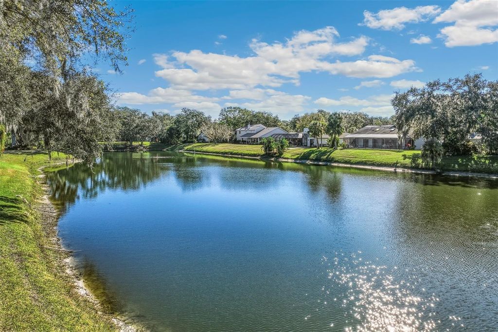 Image 30 of property listing at 4502 FRIAR TUCK LANE, Sarasota, FL 34232