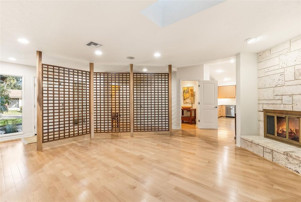 Image 4 of property listing at 4502 FRIAR TUCK LANE, Sarasota, FL 34232