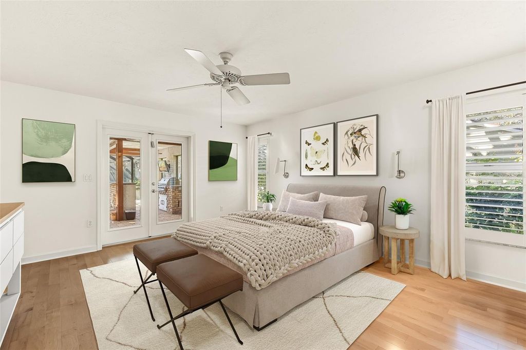 Image 34 of property listing at 4502 FRIAR TUCK LANE, Sarasota, FL 34232