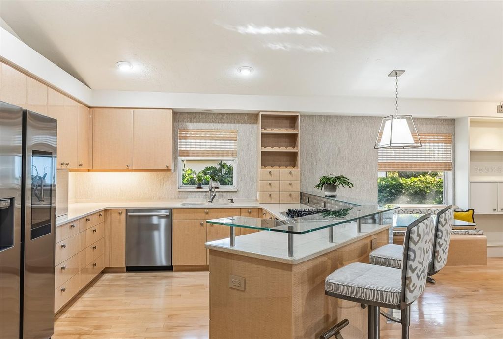 Image 9 of property listing at 4502 FRIAR TUCK LANE, Sarasota, FL 34232