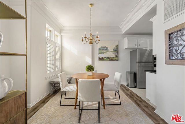 308 N Sycamore 102, Los Angeles, CA 90036