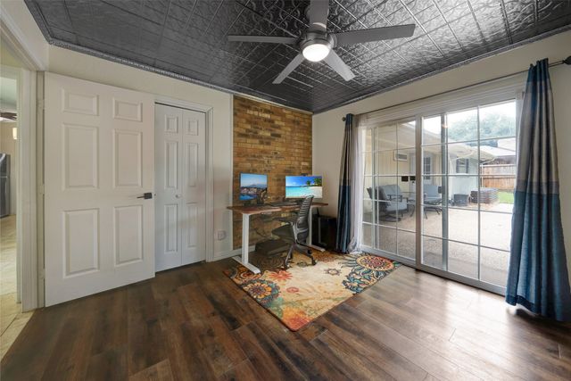 1406 N Trail Drive, Carrollton, TX 75006
