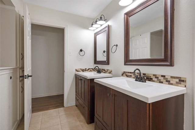 1406 N Trail Drive, Carrollton, TX 75006