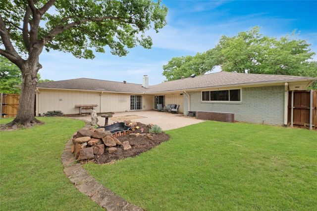 1406 N Trail Drive, Carrollton, TX 75006
