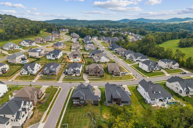 616 Silva Ln, Nolensville, TN 37135