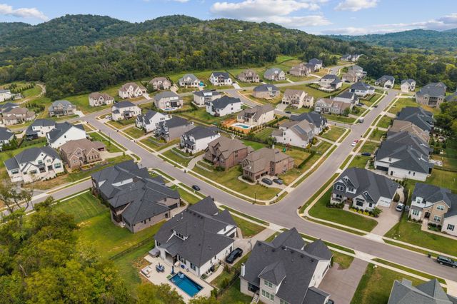 616 Silva Ln, Nolensville, TN 37135