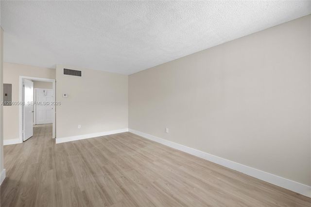 1720 Cleveland Street 211W, Hollywood, FL 33020