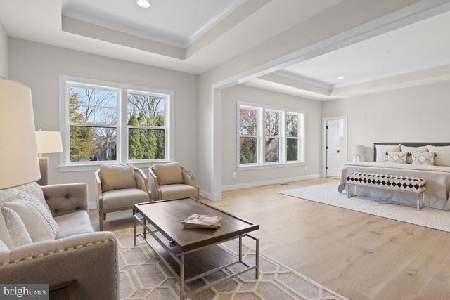 318 CENTER ST N, Vienna, VA 22180