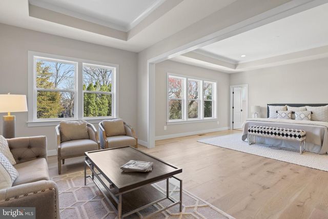318 CENTER ST N, Vienna, VA 22180