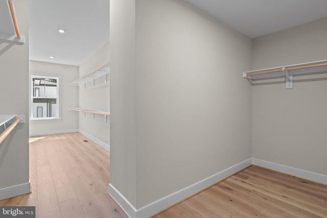 318 CENTER ST N, Vienna, VA 22180