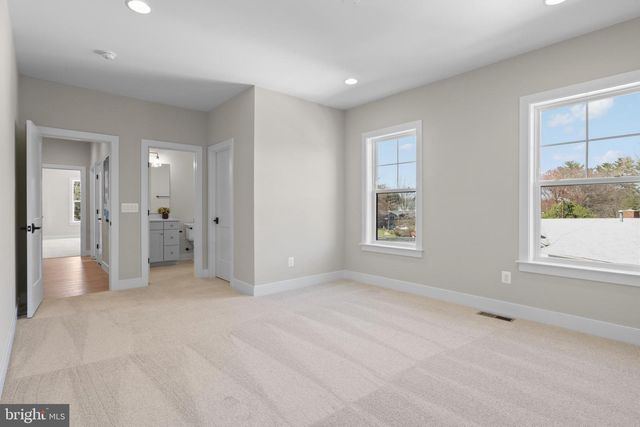 318 CENTER ST N, Vienna, VA 22180