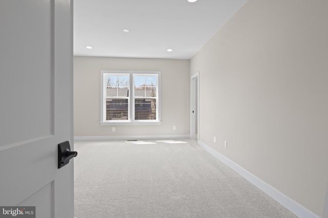 318 CENTER ST N, Vienna, VA 22180