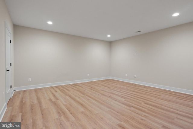 318 CENTER ST N, Vienna, VA 22180