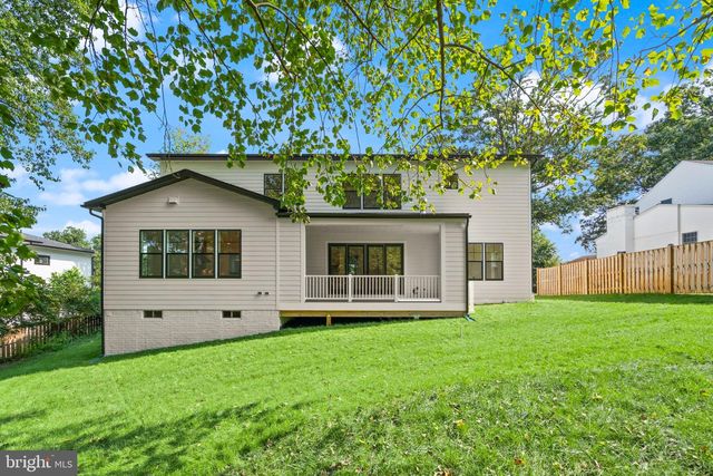 318 CENTER ST N, Vienna, VA 22180