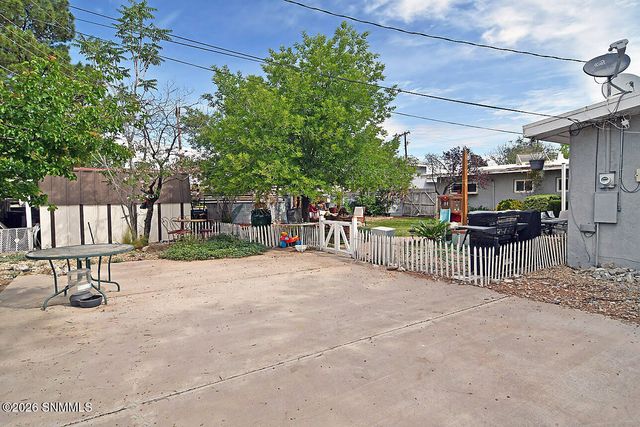860 Lees Drive, Las Cruces, NM 88001