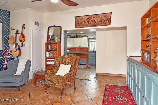 860 Lees Drive, Las Cruces, NM 88001